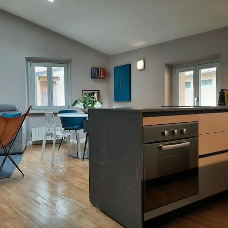 Moaa - Modern Art Apartment Desenzano del Garda Luaran gambar