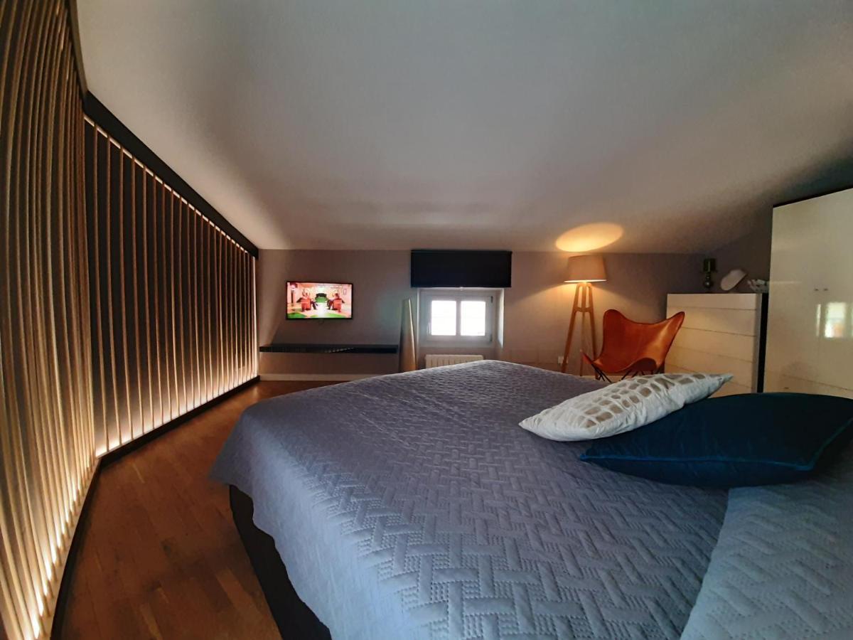 Moaa - Modern Art Apartment Desenzano del Garda Luaran gambar