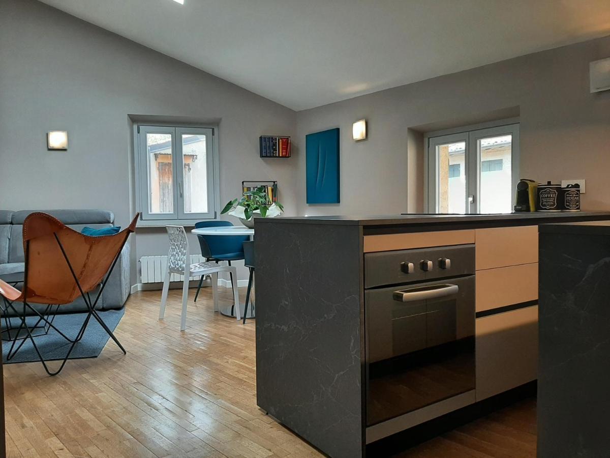 Moaa - Modern Art Apartment Desenzano del Garda Luaran gambar