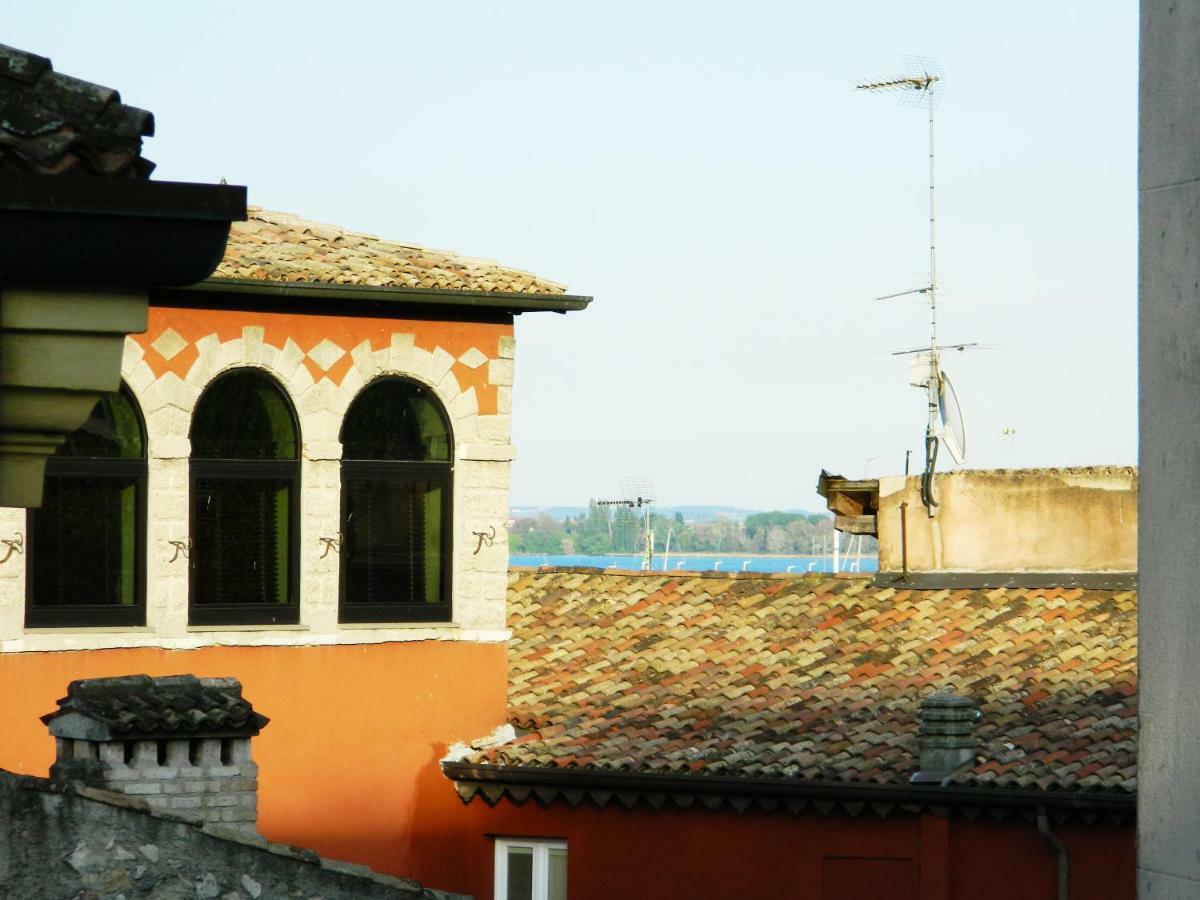 Moaa - Modern Art Apartment Desenzano del Garda Luaran gambar