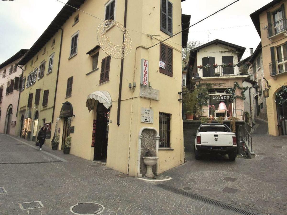 Moaa - Modern Art Apartment Desenzano del Garda Luaran gambar